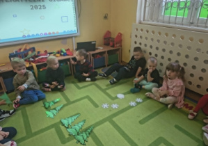 przeliczanie na konkretach (śnieżynki, choinki)