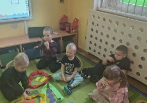 segregowały różne figury geometryczne