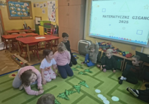 przeliczanie na konkretach (śnieżynki, choinki)