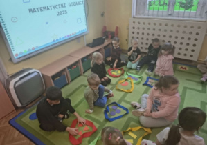 segregowały różne figury geometryczne