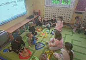 segregowały różne figury geometryczne